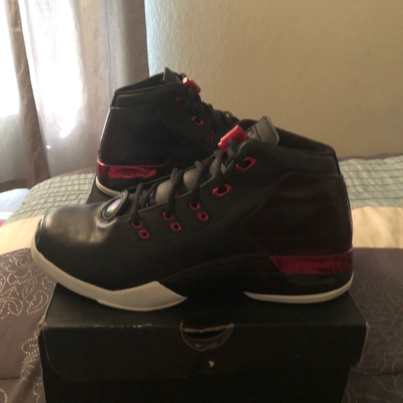 Jordan retro +17 Red Bulls - Picture 3 of 4